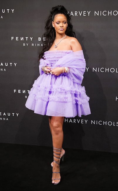 ESC: Rihanna